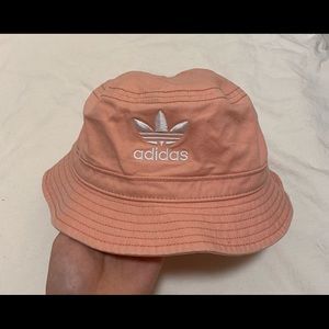 Adidas bucket hat